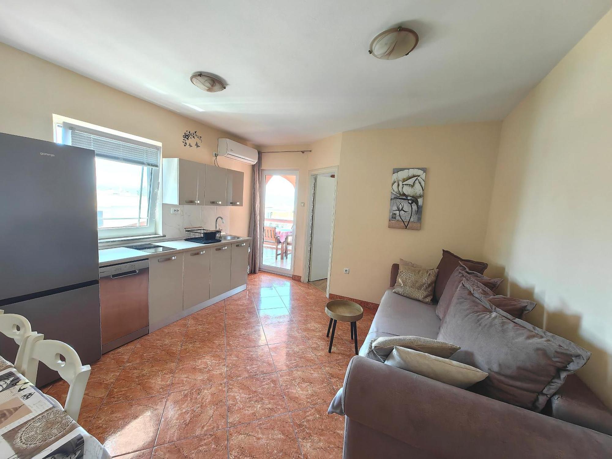 Apartments Lea With Pool Malinska Exterior foto